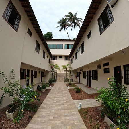 Clh Suites Ilha Grande Bagian luar foto