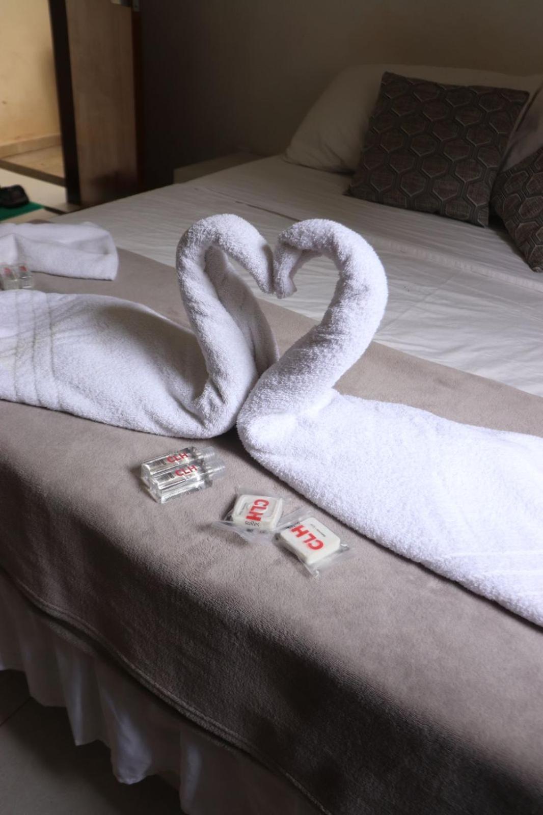 Clh Suites Ilha Grande Bagian luar foto